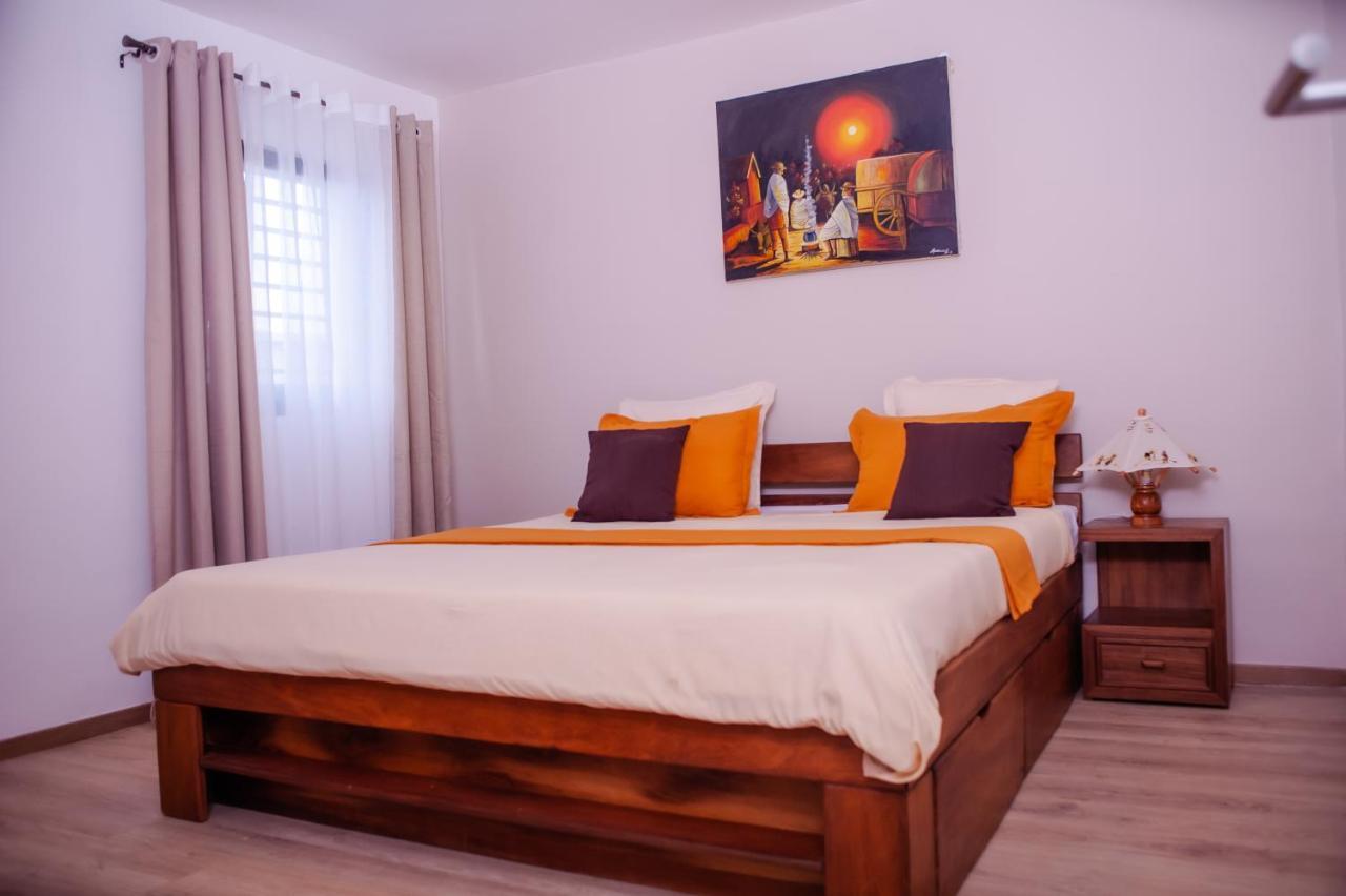 Ampifitia Guest House Antananarivo Eksteriør billede